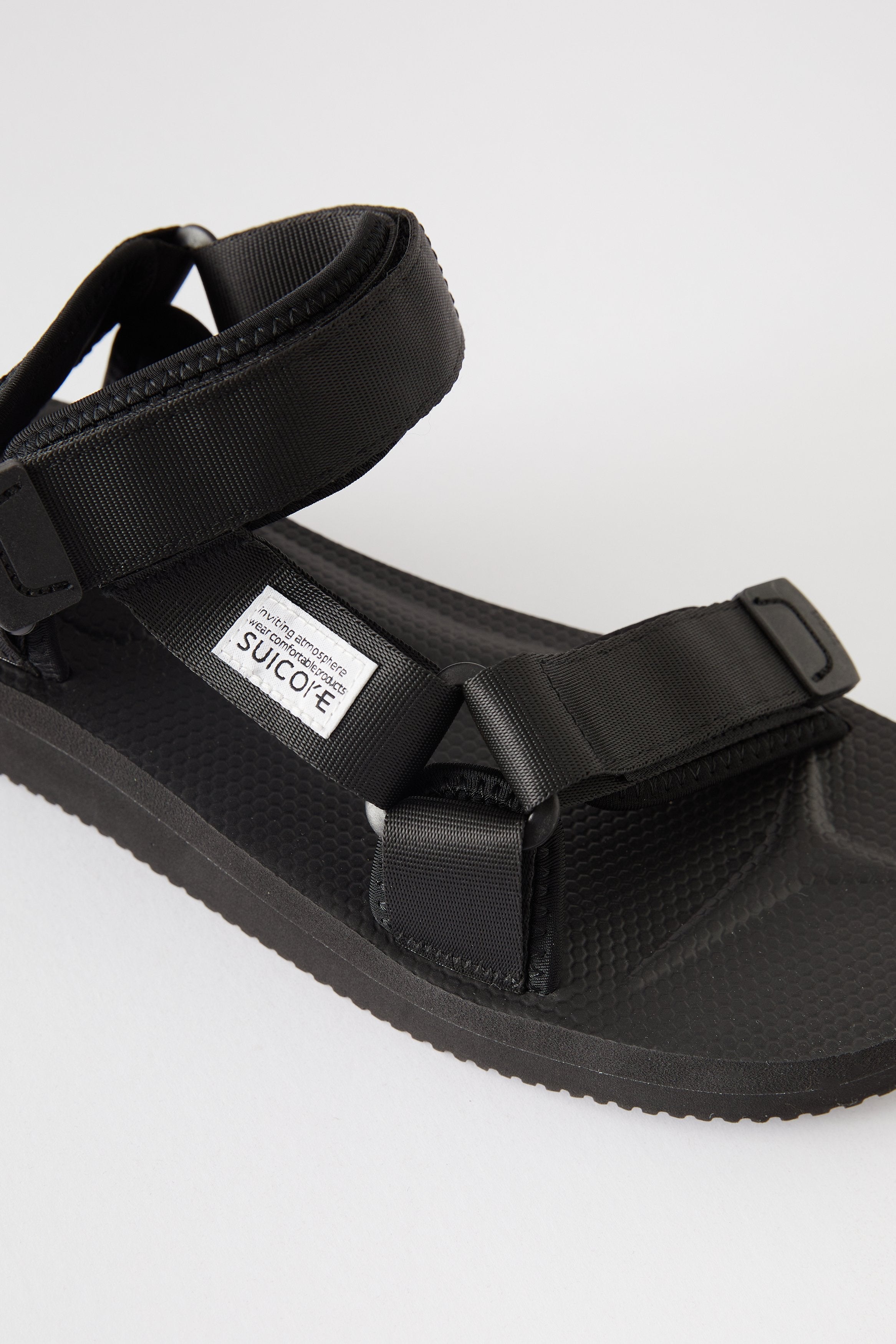 Shop Suicoke Depa V2 Sandal in Black Online Lee Mathews Lee