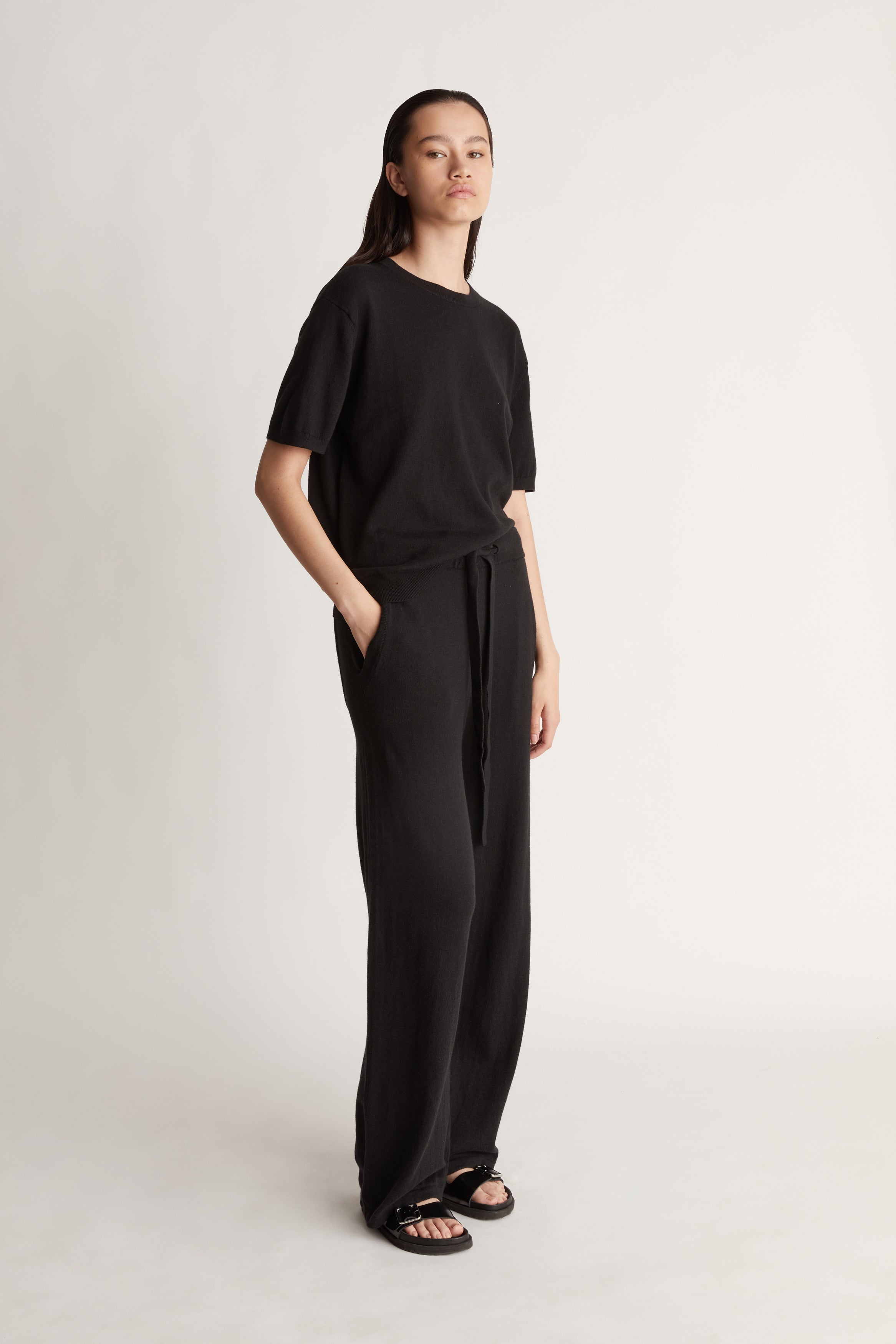 Cotton Cashmere Wide Leg Pant in Black