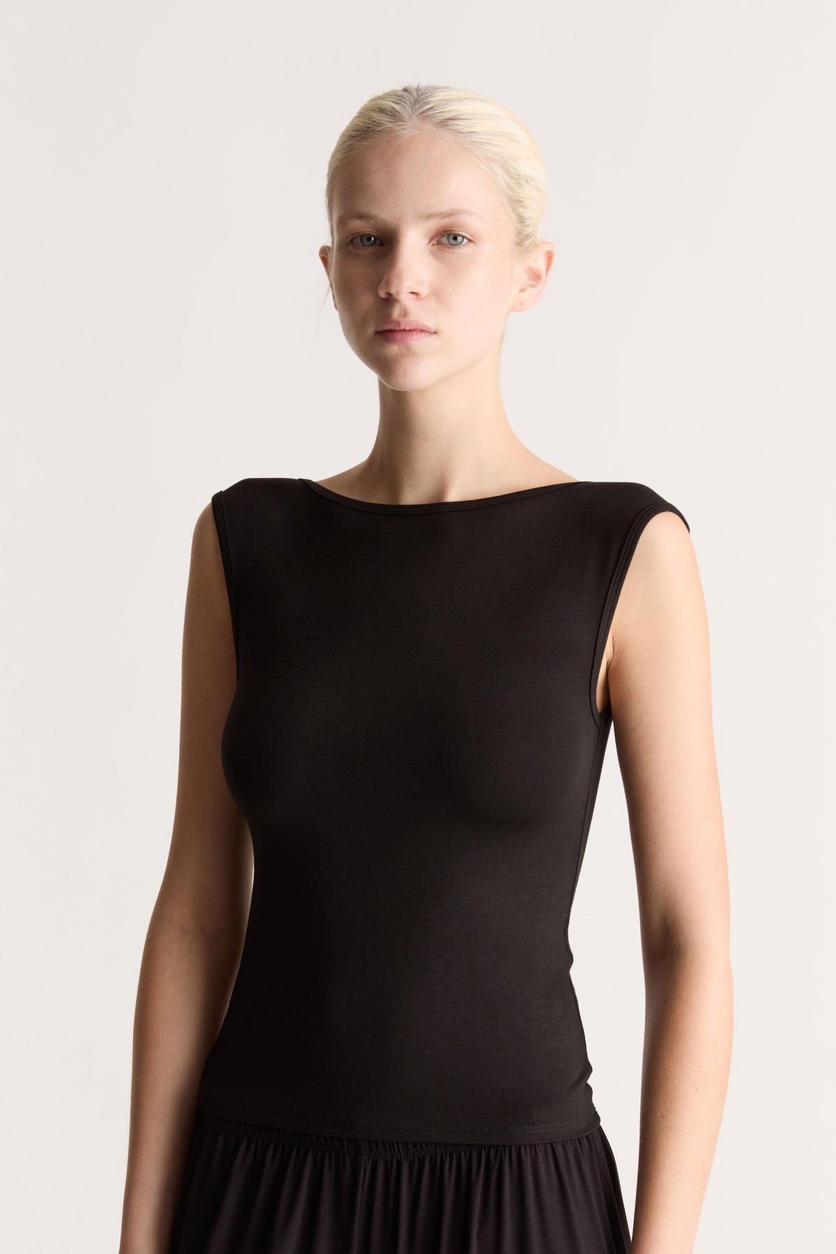 Recline Bateau Sleeveless Tank in Black