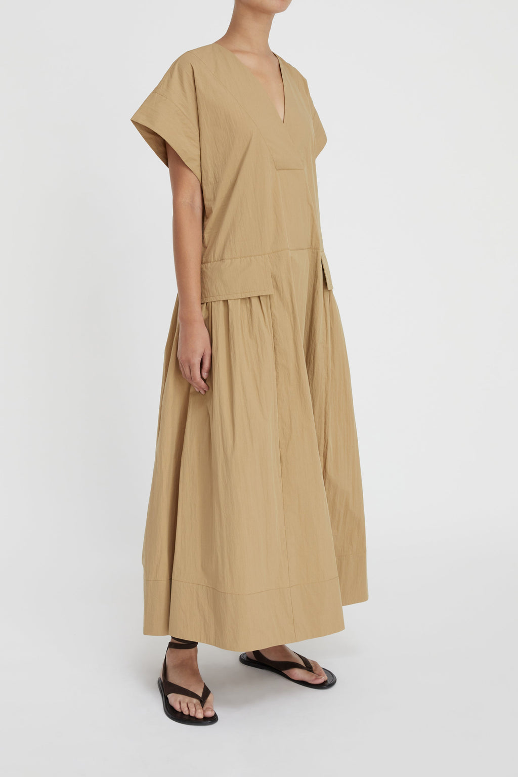 Shop the Mina Apron Dress by Lee Mathews – Lee Mathews