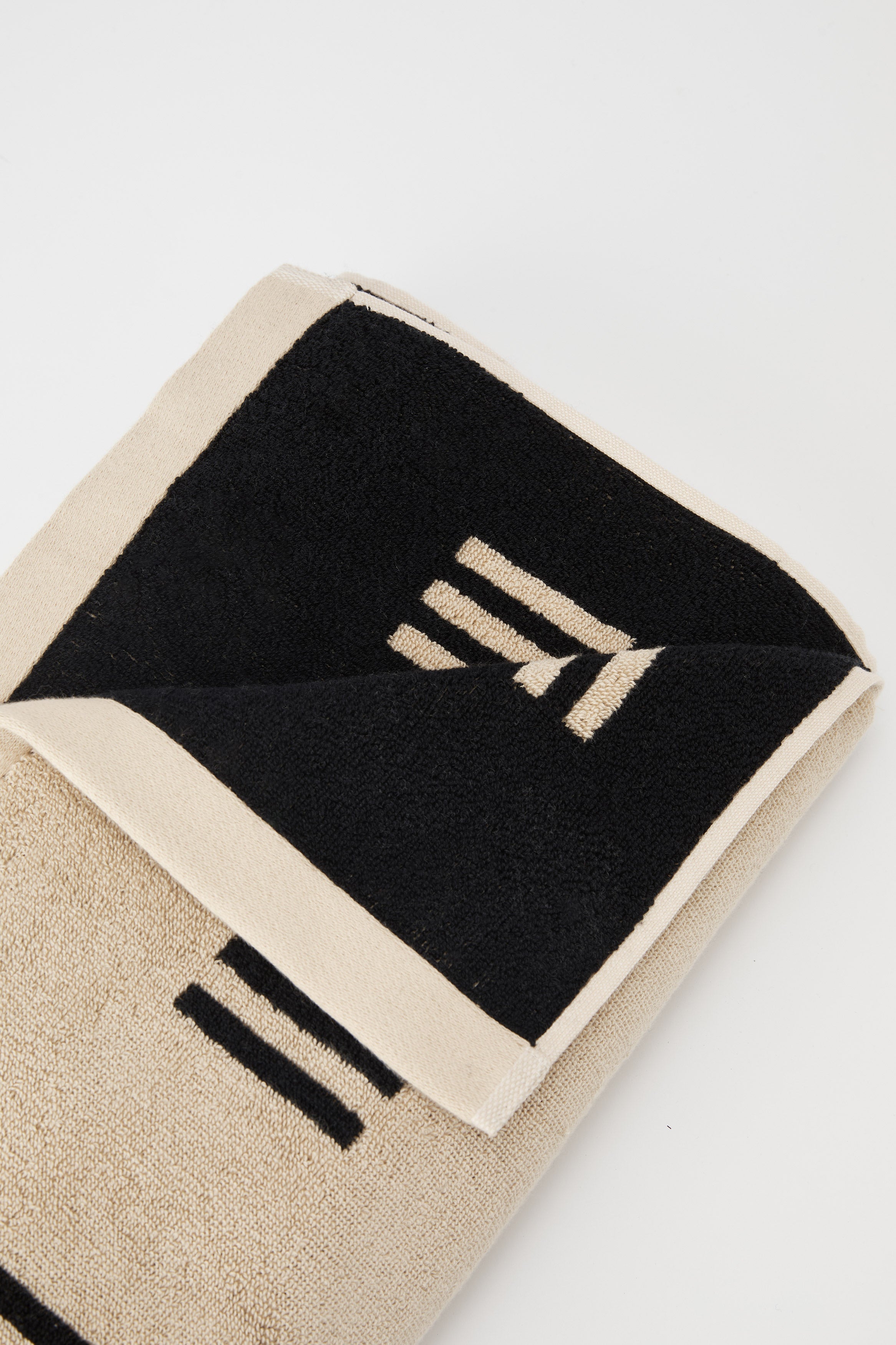 Baina Claremont Bath Towel