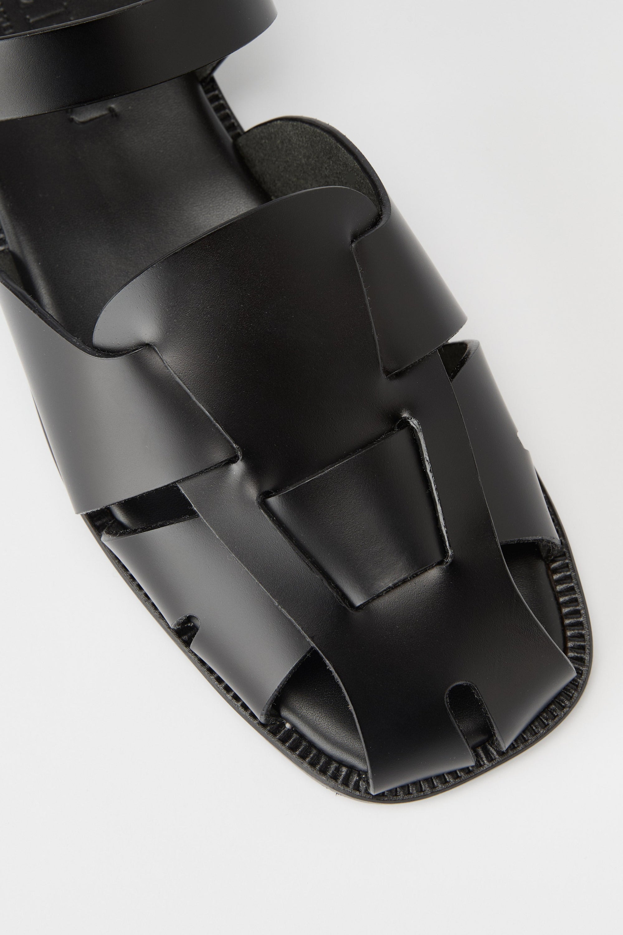 Hereu Pedra Closed-Toe Fisherman Sandal