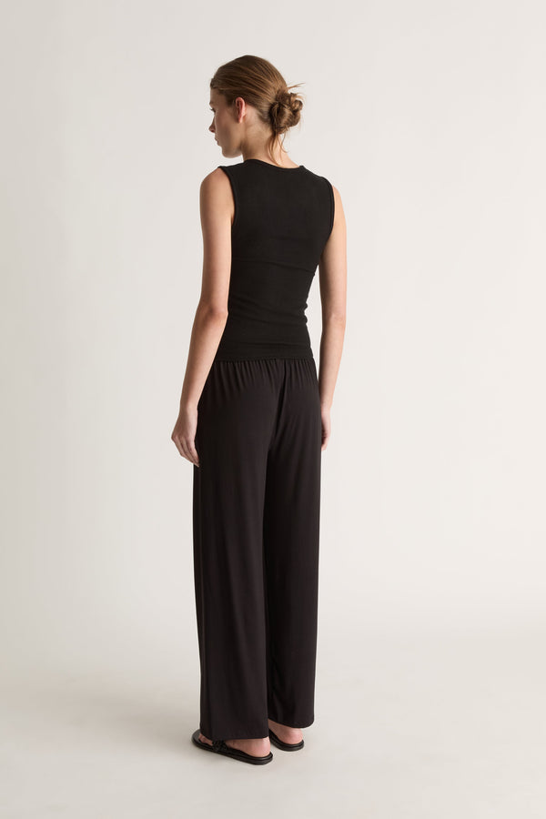 Recline Pant in Black