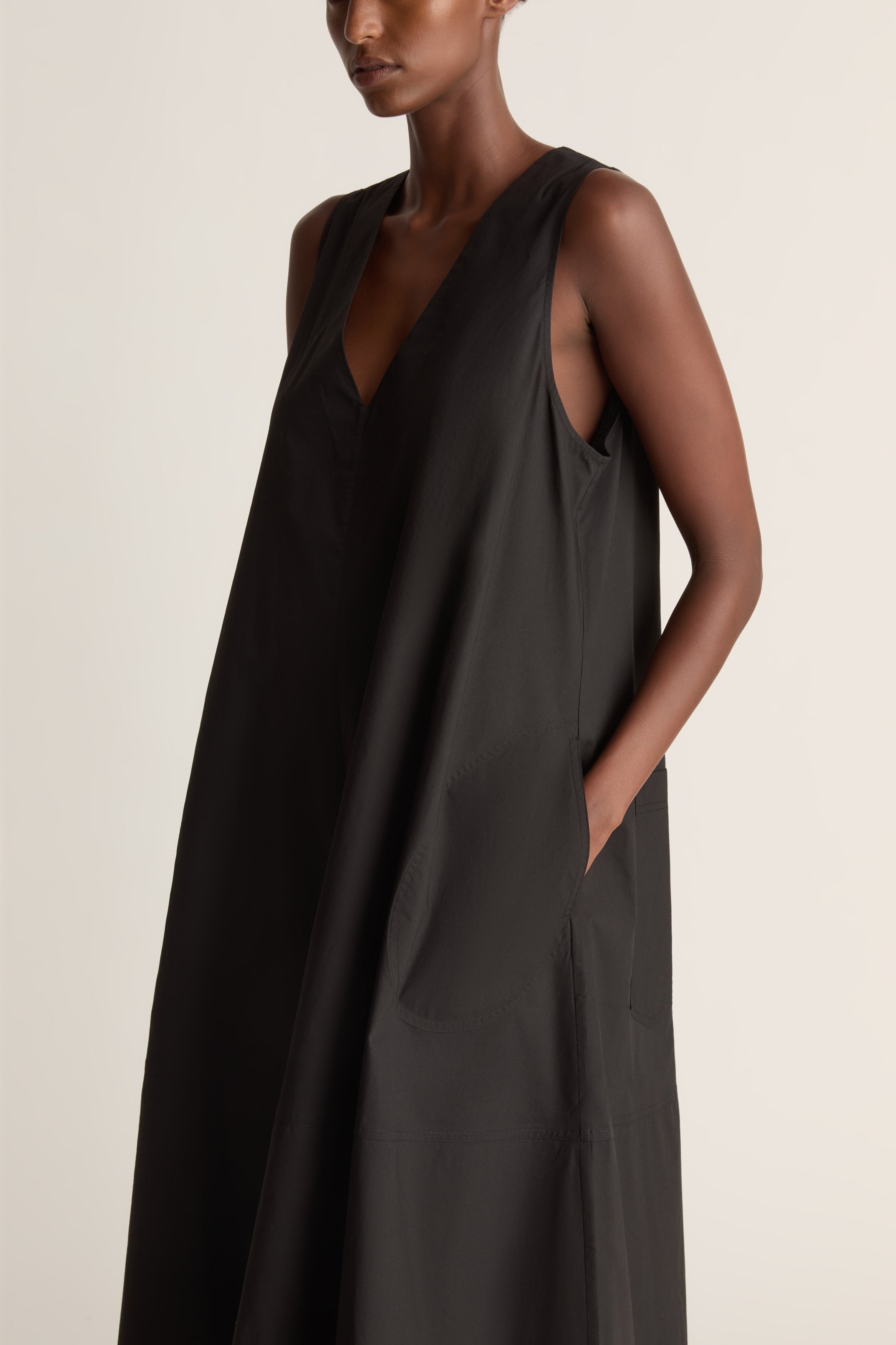 LM Poplin Apron Dress