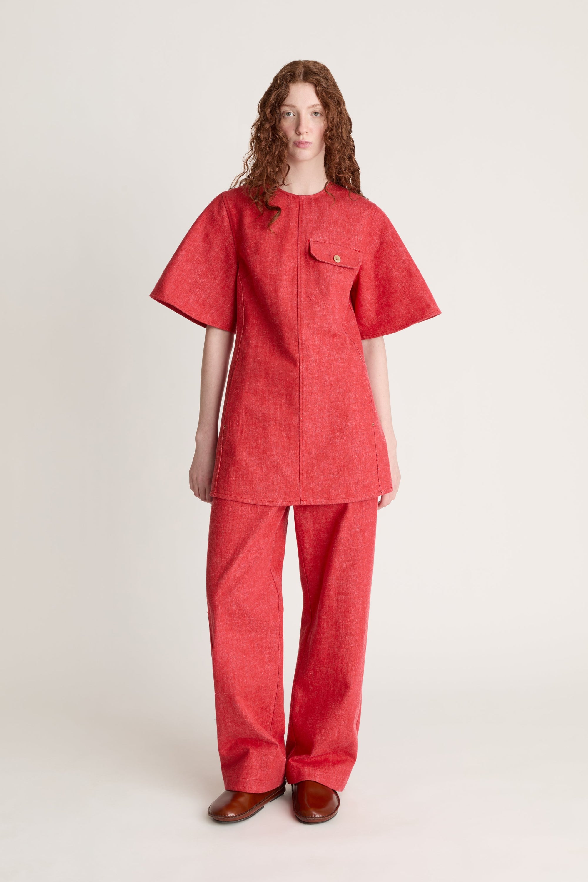 maxine red dress Photo Poster Mia Goth hot attractive in red dress Maxine Pearl CL3777